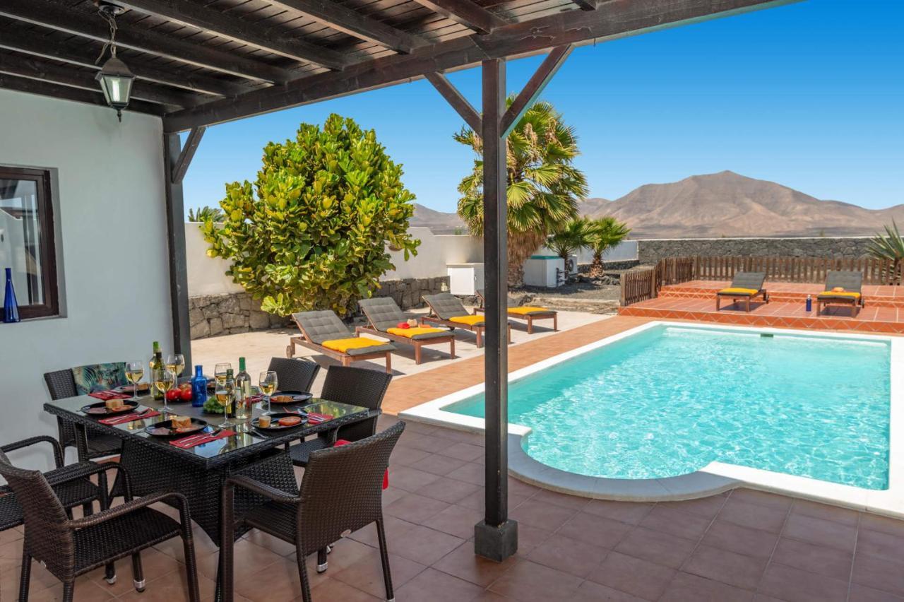 Villa Chinamar By Villa Plus Playa Blanca  Luaran gambar